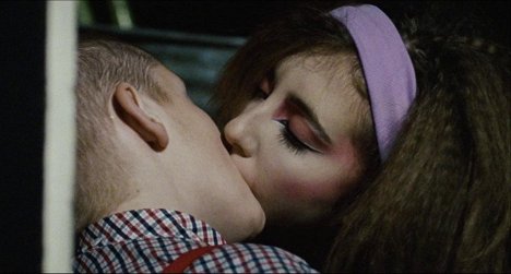 Thomas Turgoose, Rosamund Hanson - This Is England - Do filme