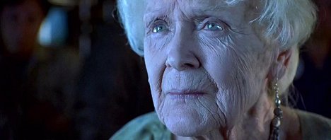 Gloria Stuart - Titanic - Van film