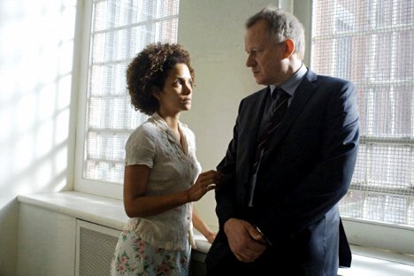 Halle Berry, Stellan Skarsgård - Frankie & Alice - Z filmu