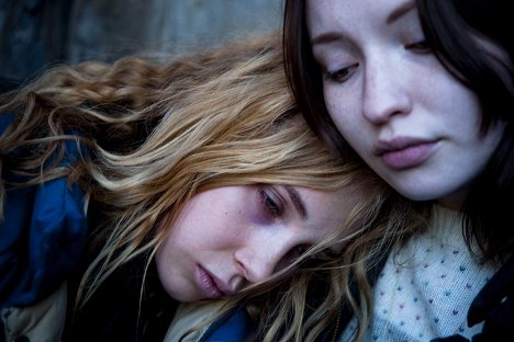 Juno Temple, Emily Browning