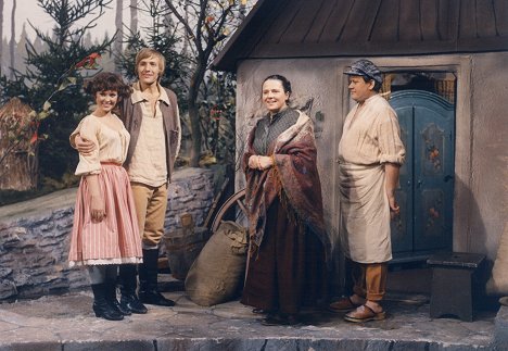 Naďa Konvalinková, Jiří Vondráček, Blažena Holišová, Karel Augusta - O Honzovi a Barušce - De la película