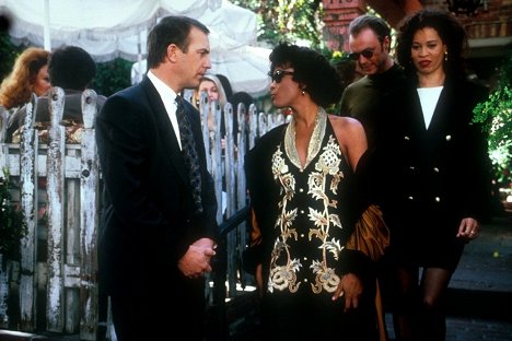 Kevin Costner, Whitney Houston, Michele Lamar Richards - Osobný strážca - Z filmu
