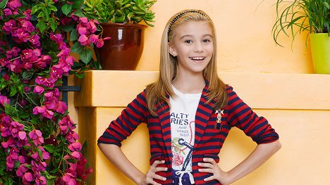 Genevieve Hannelius - Dog with a Blog - Promo