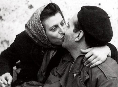 Anna Magnani, Roberto Rossellini - The War of the Volcanoes - Photos