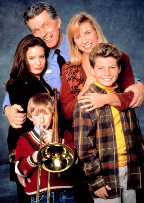 Holly Marie Combs, Tom Skerritt, Kathy Baker, Adam Wylie - Picket Fences - Promokuvat