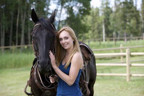 Amber Marshall - Heartland - Paradies für Pferde - Werbefoto