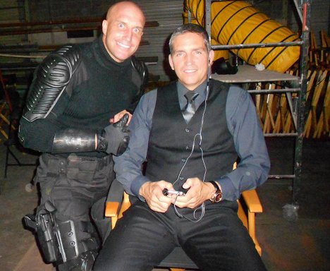 James Caviezel - Escape Plan - Making of