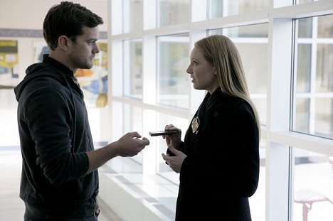 Joshua Jackson, Anna Torv - Fringe (Al límite) - Ability - De la película