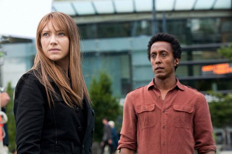 Anna Torv, Andre Royo - Fringe (Al límite) - Olivia - De la película