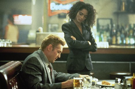 Michael Madsen, Lisa Bonet - Gyilkosság szexhívásra - Filmfotók