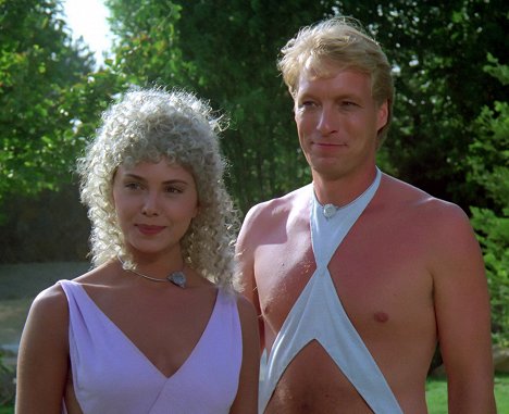 Brenda Bakke, Jay Louden - Star Trek: The Next Generation - Justice - Photos