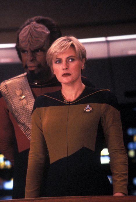 Michael Dorn, Denise Crosby - Star Trek: The Next Generation - All Good Things... - Photos