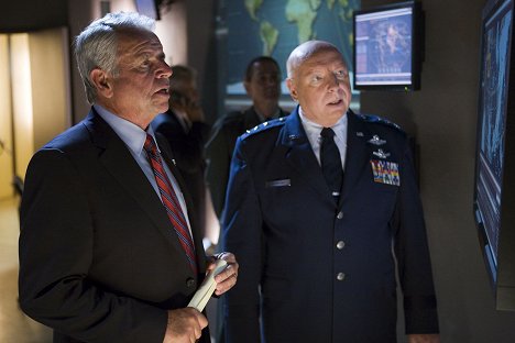 William Devane, Don S. Davis - Stargate: Continuum - Photos