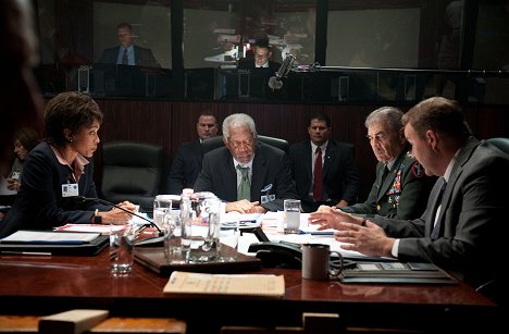 Angela Bassett, Morgan Freeman, Robert Forster, Sean O'Bryan - Assalto à Casa Branca - De filmagens