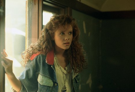 Robyn Lively - Teen Witch - Photos