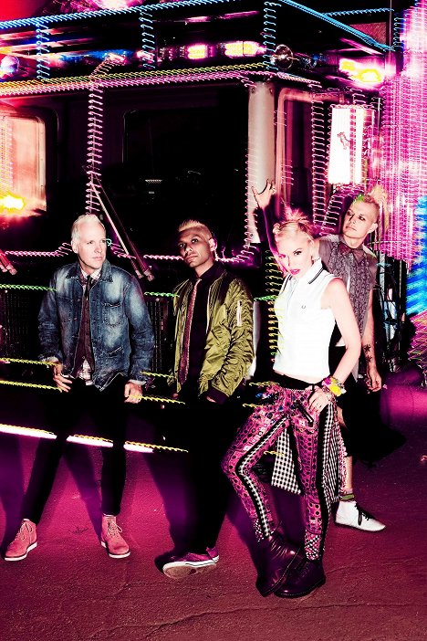 Tom Dumont, Tony Kanal, Gwen Stefani, Adrian Young - No Doubt - Settle Down - Z filmu