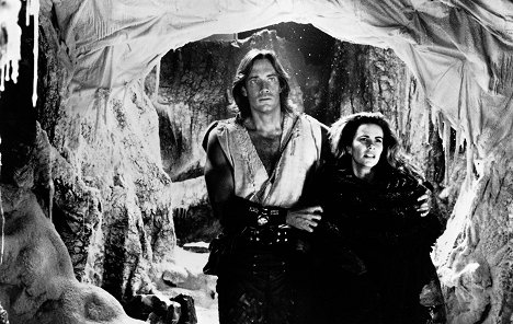 Kevin Sorbo, Tawny Kitaen - Hercules and the Circle of Fire - Photos