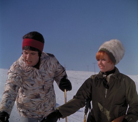 Dwayne Hickman, Deborah Walley - Párty na lyžích - Z filmu