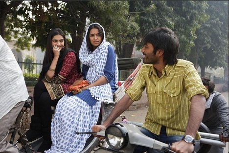 Sonam Kapoor, Swara Bhaskar, Dhanush - Milovaná - Z filmu