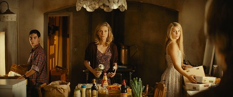 John D'Leo, Michelle Pfeiffer, Dianna Agron - Malavita - Film
