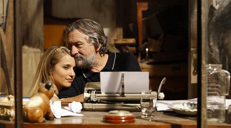 Dianna Agron, Robert De Niro - Mafiaperhe - Kuvat elokuvasta