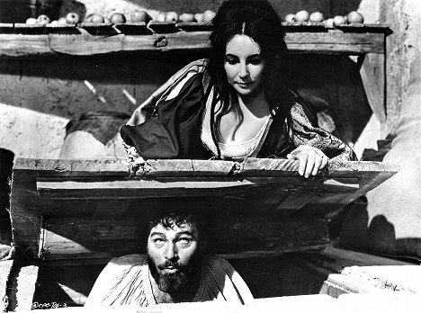 Richard Burton, Elizabeth Taylor - A makrancos hölgy - Filmfotók