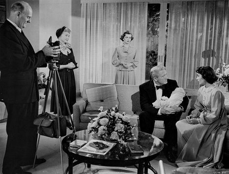 Billie Burke, Joan Bennett, Spencer Tracy, Elizabeth Taylor - A papa kedvence - Filmfotók