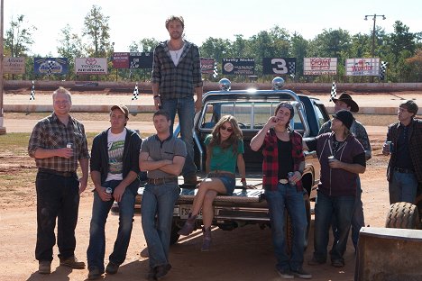 Timothy J. Richardson, Patrick John Flueger, Julianne Hough - Footloose - De la película