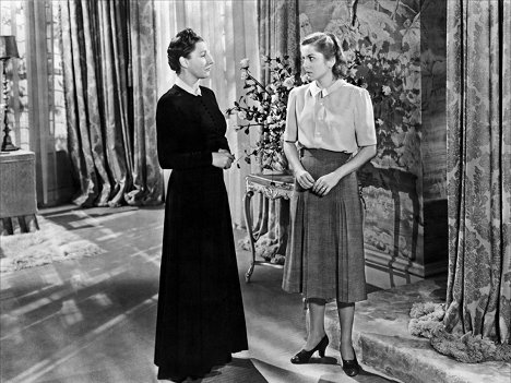 Judith Anderson, Joan Fontaine - Rebecca - Photos