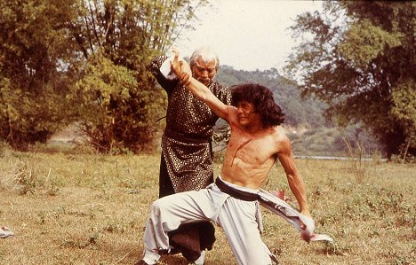 Shi-Kwan Yen, Jackie Chan - Rettenthetetlen hiéna - Filmfotók