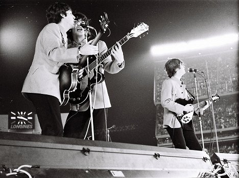 Paul McCartney, George Harrison, John Lennon - The Beatles at Shea Stadium - Z filmu