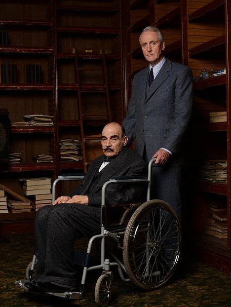David Suchet, Hugh Fraser - Agatha Christie's Poirot - Esirippu. Poirotin viimeinen juttu - Promokuvat
