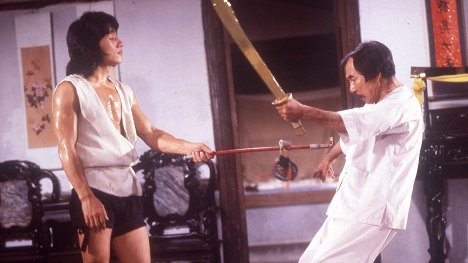 Jackie Chan, Kien Shih - El chino - De la película