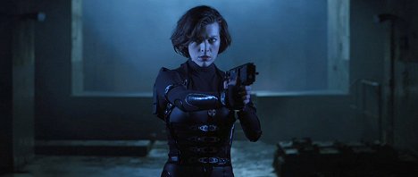 Milla Jovovich - Resident Evil 5: Odveta - Z filmu