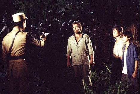 Chuck Norris, Miki Kim, Roland Harrah III - Braddock: Missing in Action III - Filmfotos