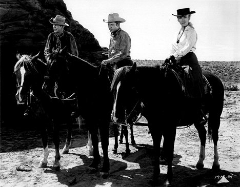 Dan Duryea, Audie Murphy, Joan O'Brien - Six Black Horses - Z filmu