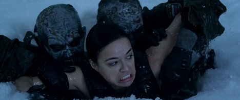 Michelle Rodriguez - Resident Evil - Retribution - Kuvat elokuvasta