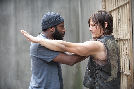 Chad L. Coleman, Norman Reedus - The Walking Dead - Isolation - Photos