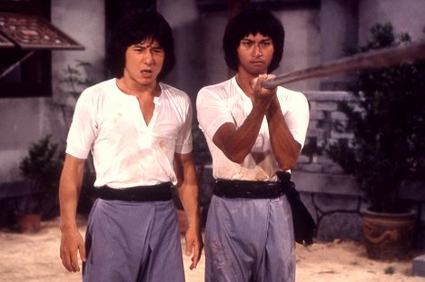 Jackie Chan, Pai Wei - El chino - De la película