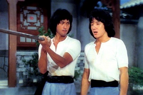 Pai Wei, Jackie Chan - La Danse du lion - Film