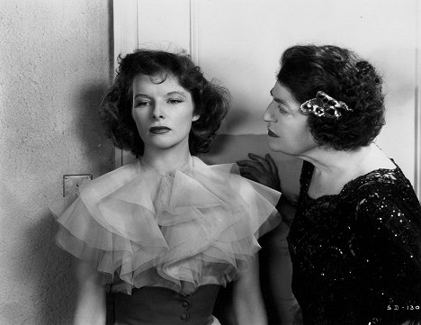 Katharine Hepburn, Constance Collier - Bühneneingang - Filmfotos