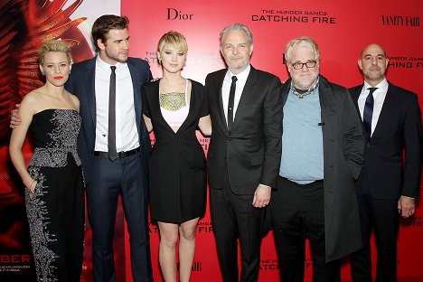 Elizabeth Banks, Liam Hemsworth, Jennifer Lawrence, Francis Lawrence, Philip Seymour Hoffman, Stanley Tucci - Hunger Games: Vražedná pomsta - Z akcí