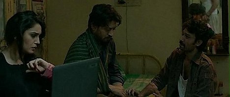 Huma Qureshi, Irrfan Khan, Aakash Dahiya - D-Day - Van film