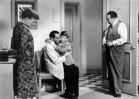 Thelma Ritter, Frank Sinatra, Eddie Hodges, Edward G. Robinson - Eine Nummer zu groß - Filmfotos