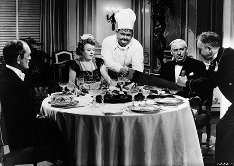Mary Boland, Oliver Hardy, Henry O'Neill - Nothing But Trouble - Photos