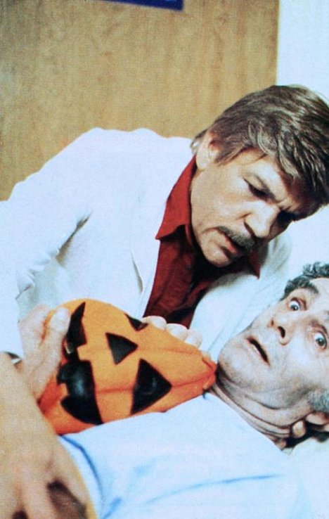 Tom Atkins, Al Berry - Halloween III - ondskans natt - Kuvat elokuvasta