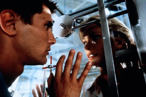 Justin Lazard, Natasha Henstridge - Species II - Filmfotos