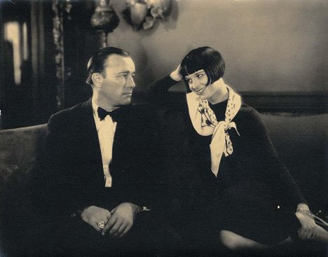 Robert Armstrong, Louise Brooks - A Girl in Every Port - Photos