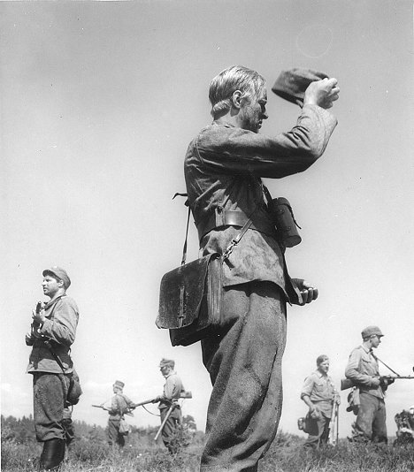 Reino Tolvanen, Kosti Klemelä - The Unknown Soldier - Photos