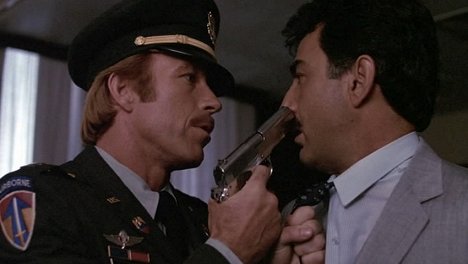 Chuck Norris - Forced Vengeance - Kuvat elokuvasta